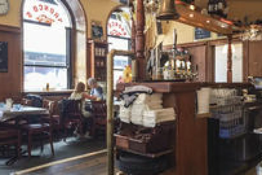 Sankt Broncos bar