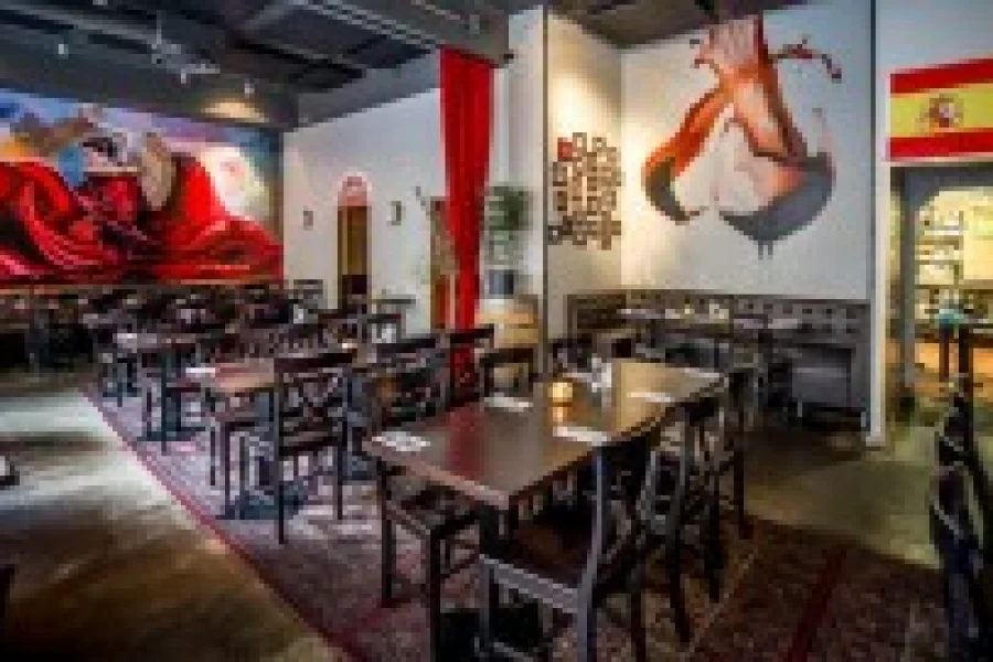 Caliente Tapasbar City